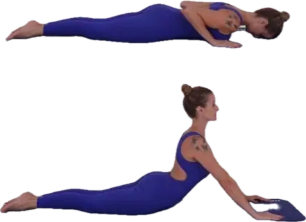 Mujer realizando postura de pilates